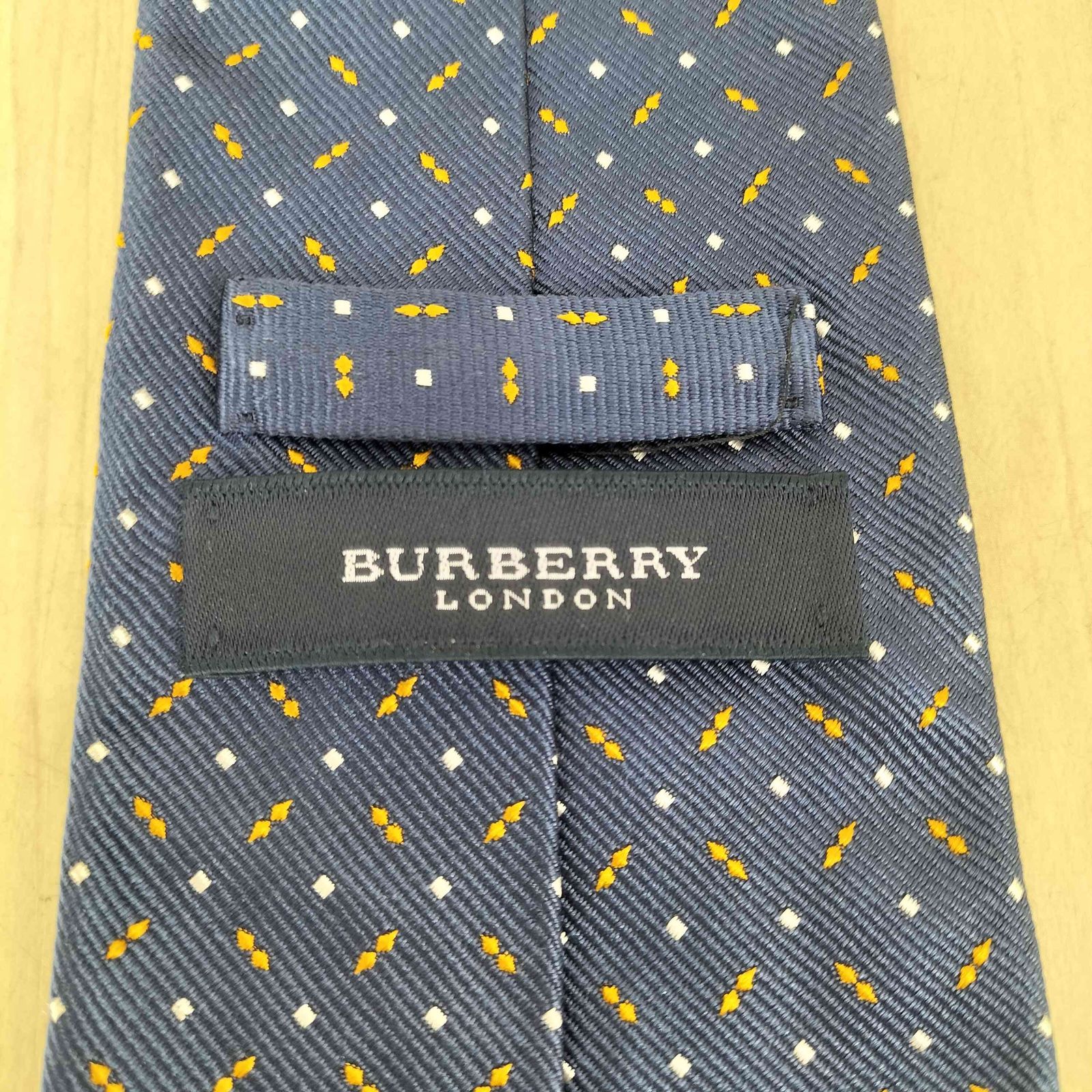 BURBERRY LONDON（バーバリーロンドン）のノバチェック柄ネクタイ