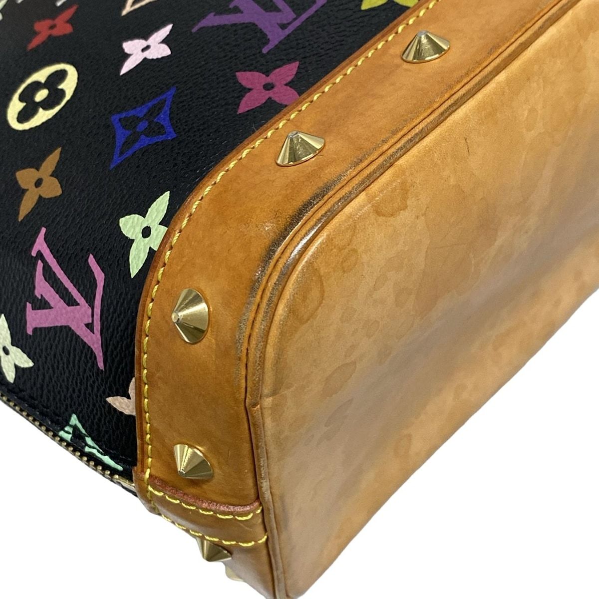 VUITTON