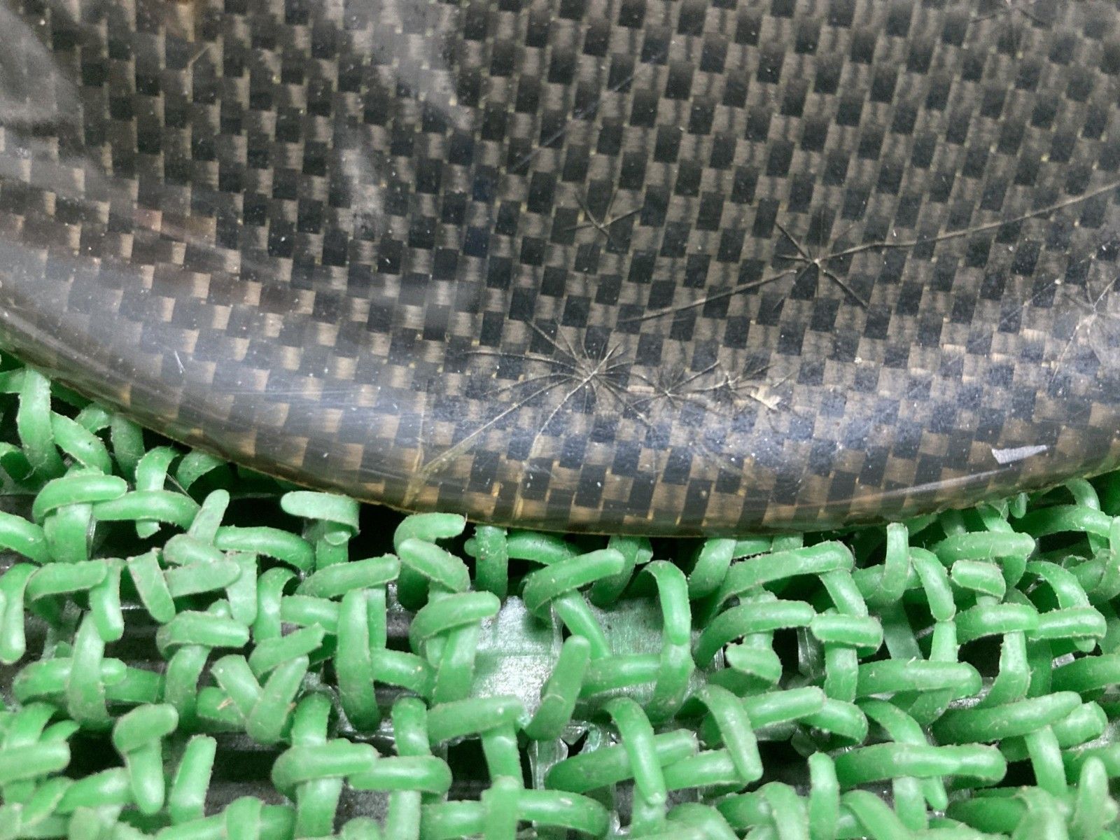 YZF-R1 リアフェンダー 社外 バイク 部品 4XV カーボン 修復素材に コケキズ無し 品薄 品 Xh