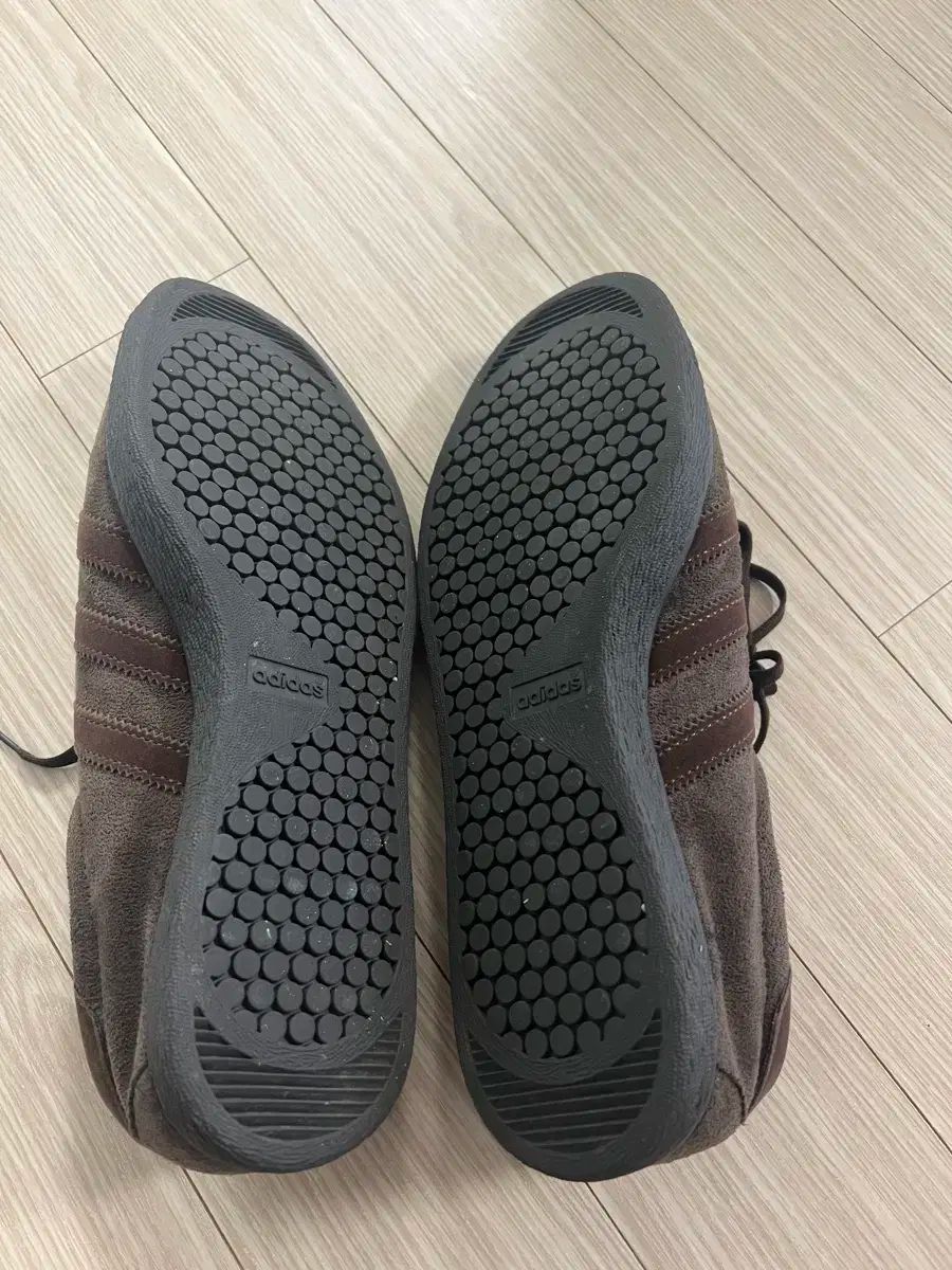  adidas アディダス タバコ グルーエン ダーク ブラウン 265 サンダル サンダル