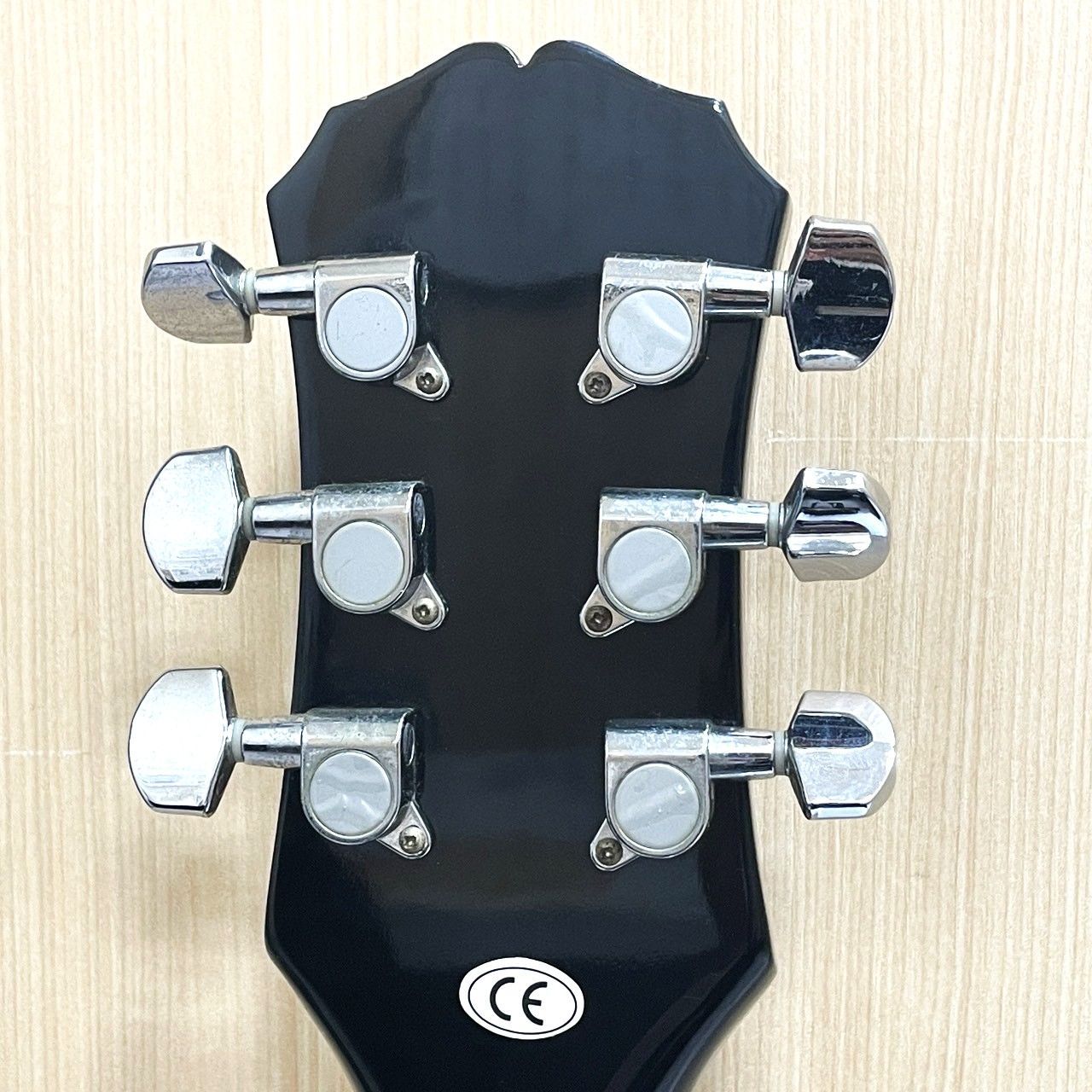 ニ*ル様 Epiphone レスポール クラシック ハードケース付き Epiphone