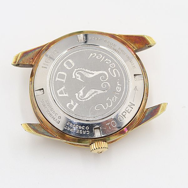 さすがラドーって感じがします良品 ラドー ゴールデンホース 30石 シルバー文字盤 デイト メンズ腕時計