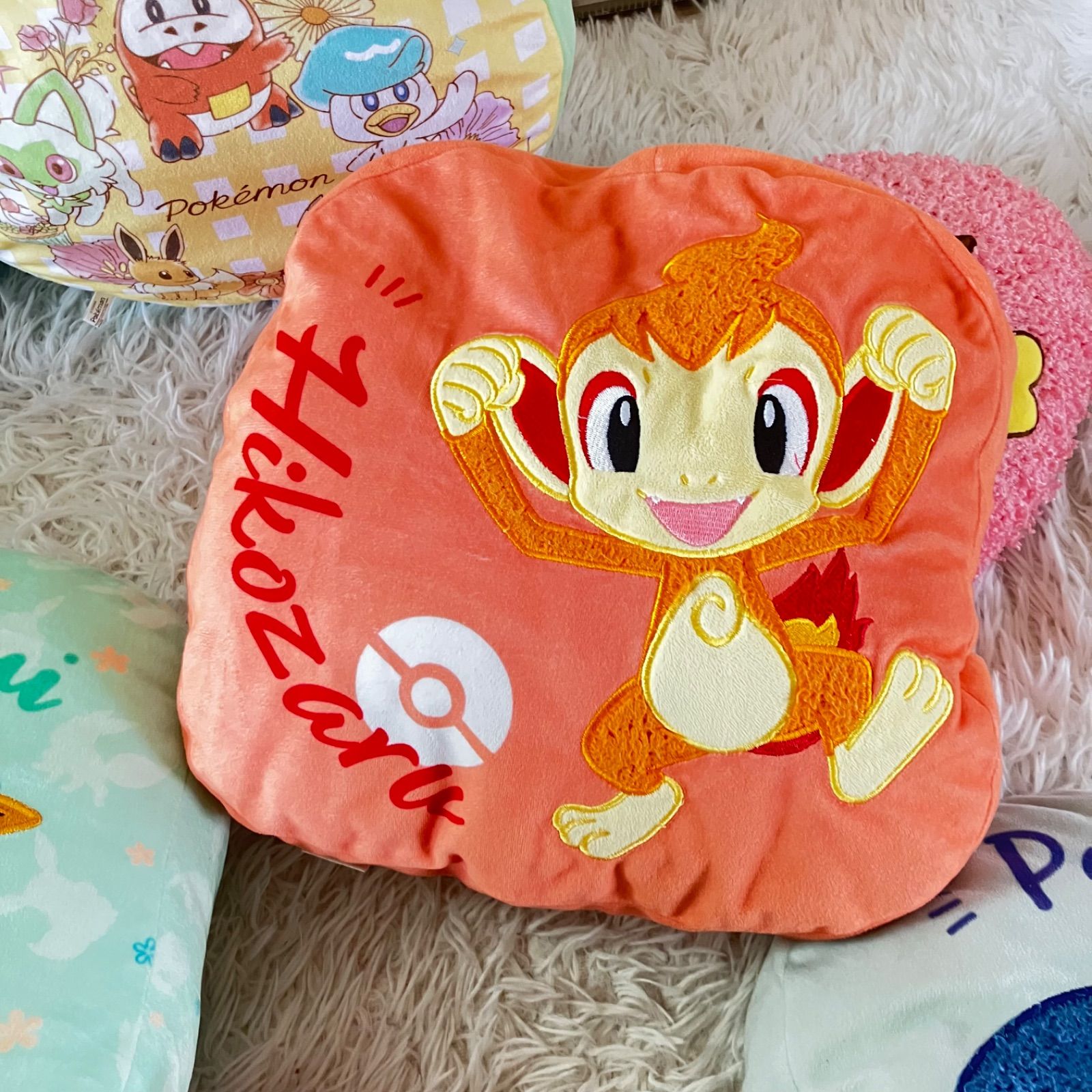 ポケモンセンターオンライン イーブイのしっぽ クッション イーブイ好き必見！ イーブイと進化形が勢ぞろいのグッズ
