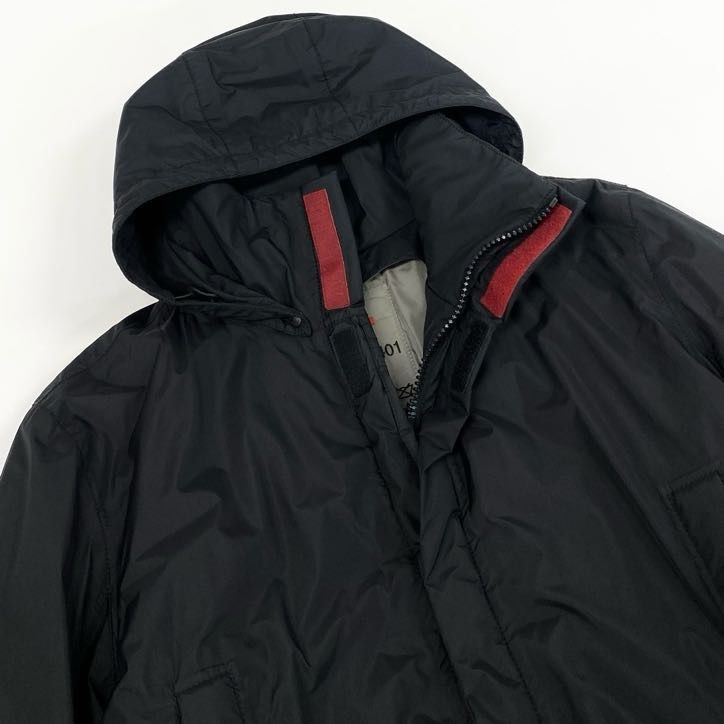プラダスポーツ 中綿ジャケット　ゴアテックス  ブラック フード付き XL 38g24 PRADA SPORT プラダスポーツ GORE-TEX ゴアテックス 中綿