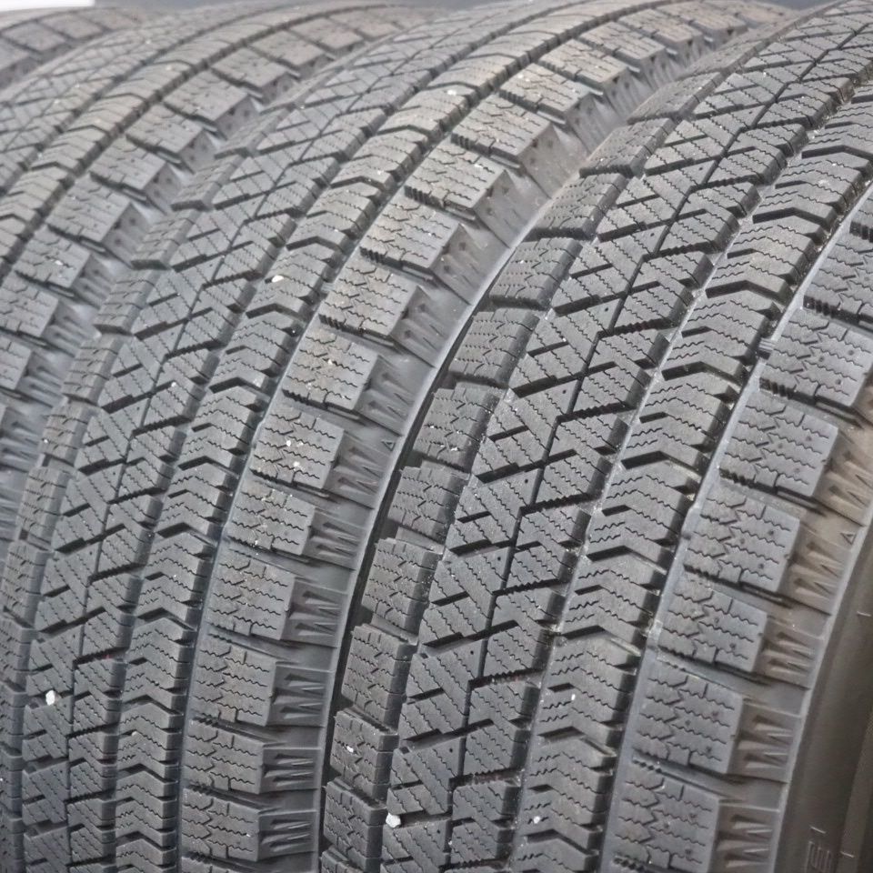 22 / 23年製 バリ山 ブリヂストン BLIZZAK VRX2 【 215/65R16 4