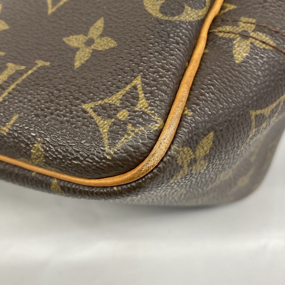 5hb0448-h】ルイヴィトン ハンドバッグ モノグラム ドーヴィル M47270  