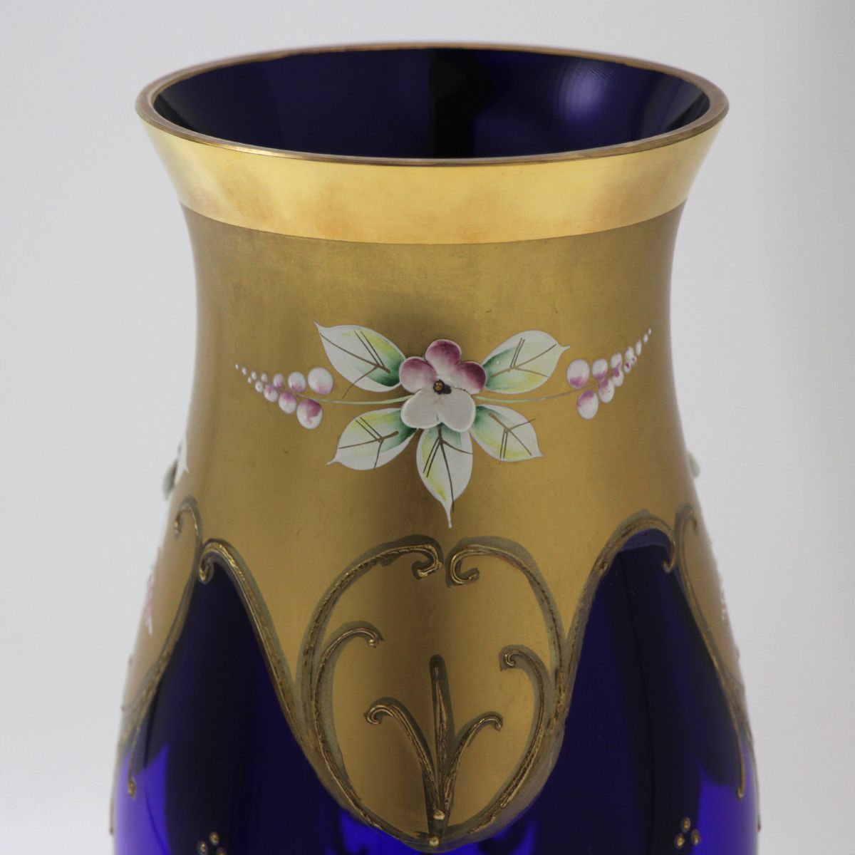 ボヘミアンガラス フラワーベース 金彩 エナメル彩色 BOHEMIA - メルカリ