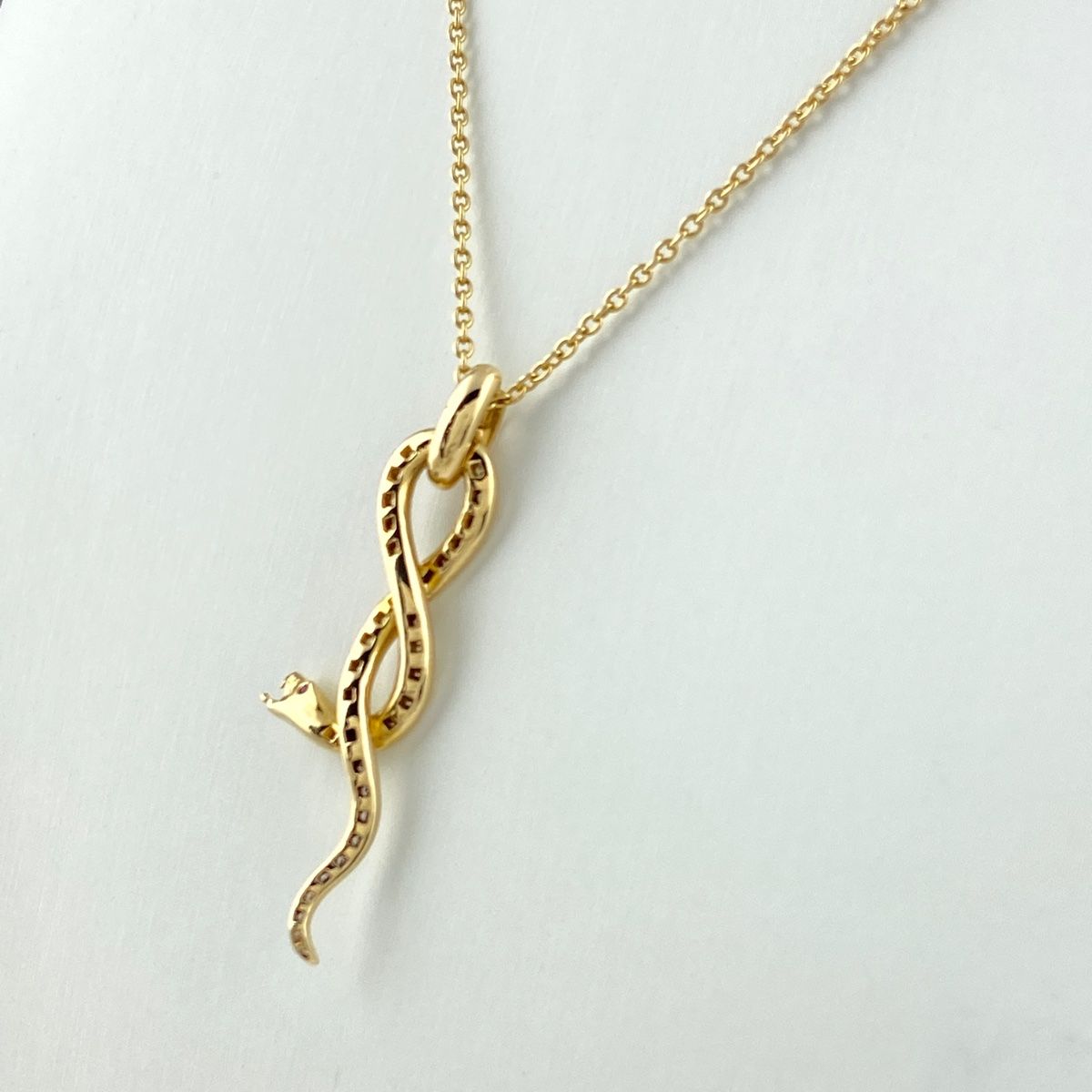 カレライカレラ Carrera y Carrera スネークモチーフ デザイン  