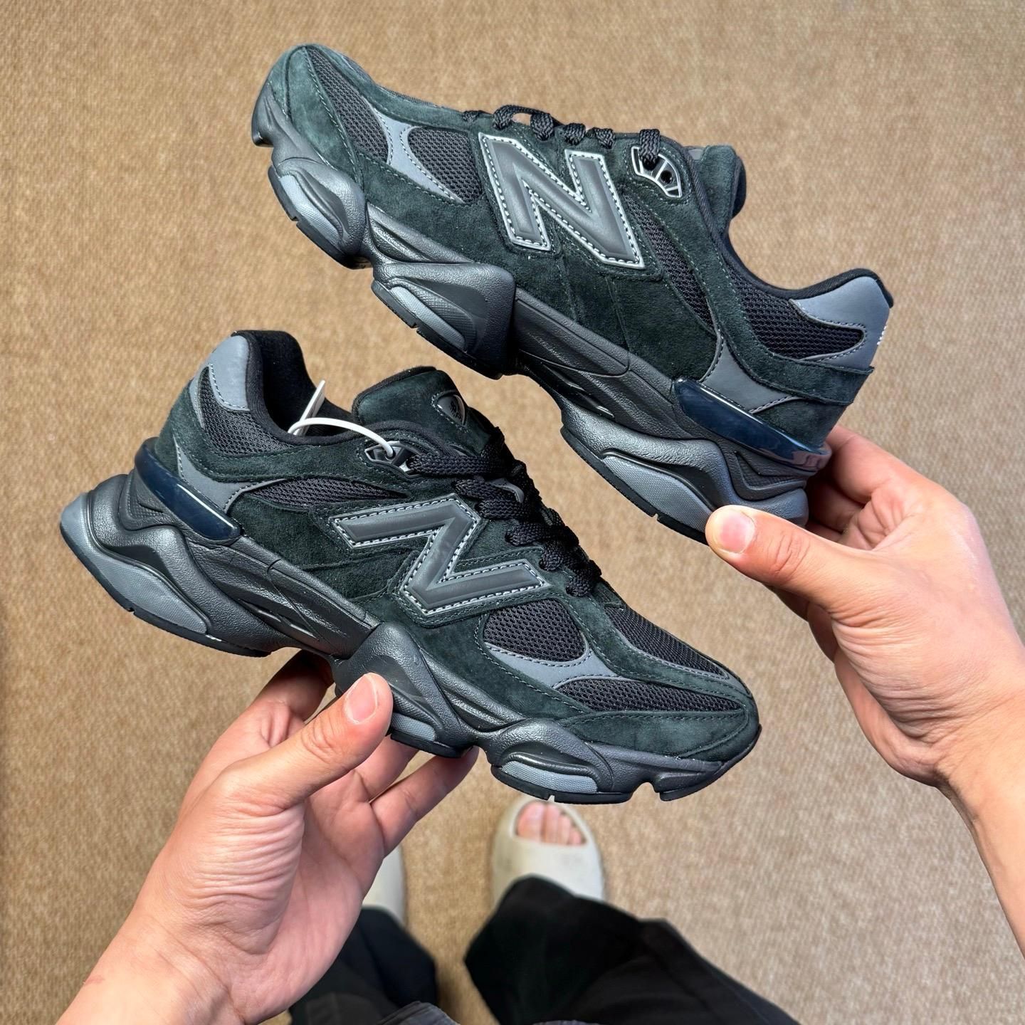 New Balance 9060 