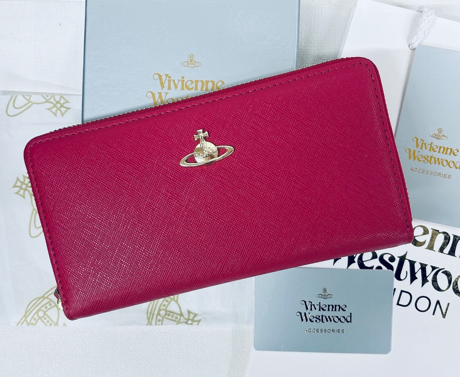 1ヶ月も使用してないヴィヴィアンウエストウッド 長財布 1ヶ月も使用してないヴィヴィアンウエストウッド 長財布