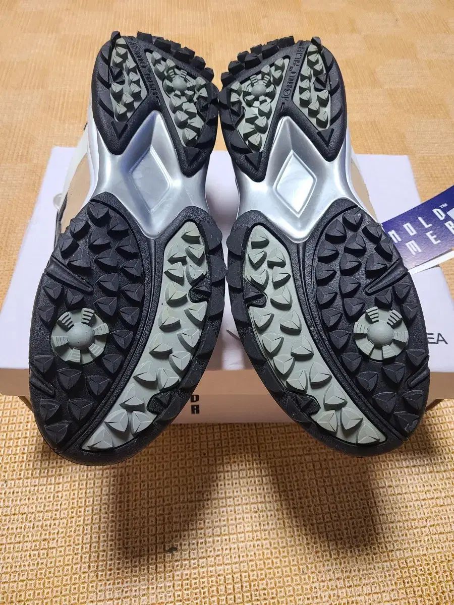 NANA 1stイラスト集+ジャンボシールダス三点セット NANA 1stイラスト集+ジャンボシールダス三点セット NANA 1st