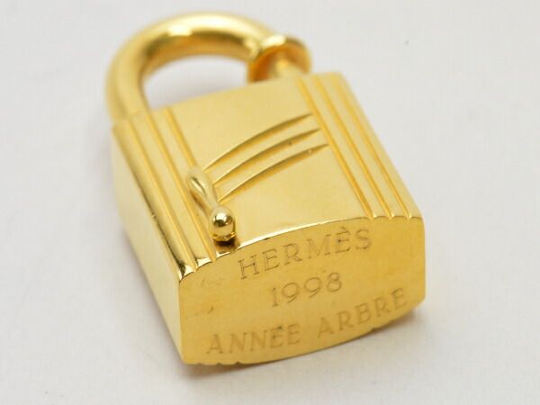エルメス HERMES カデナ ANNEE ARBRE 樹液 バッグチャーム 南京錠 1998  