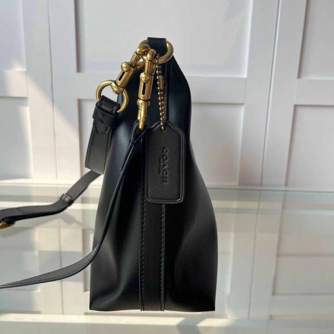 COACHコーチCR 981ジュリエット脇下バング 黑 - メルカリ