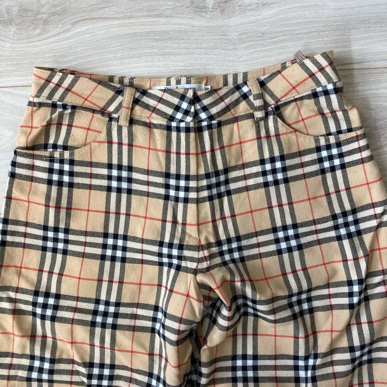 新品！BURBERRY バーバリー  ブルーレーベル ノバチェック ロングパンツ BURBERRY BLUE LABEL - 新品 バーバリーブルーレーベル ノバ