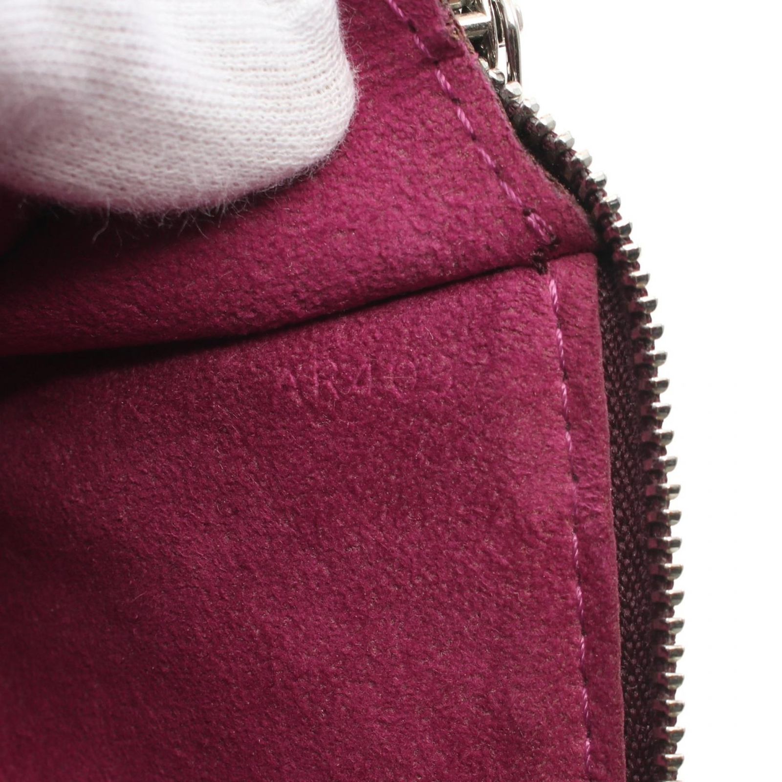 LOUIS VUITTON ルイ・ヴィトン ポシェット アクセソワール エピ カシス  