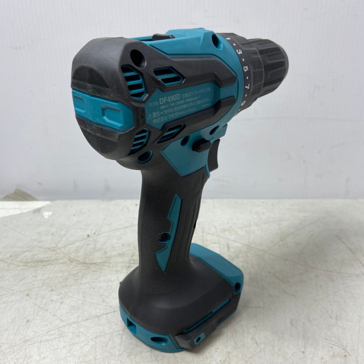 マキタ 18V充電式ドライバドリル