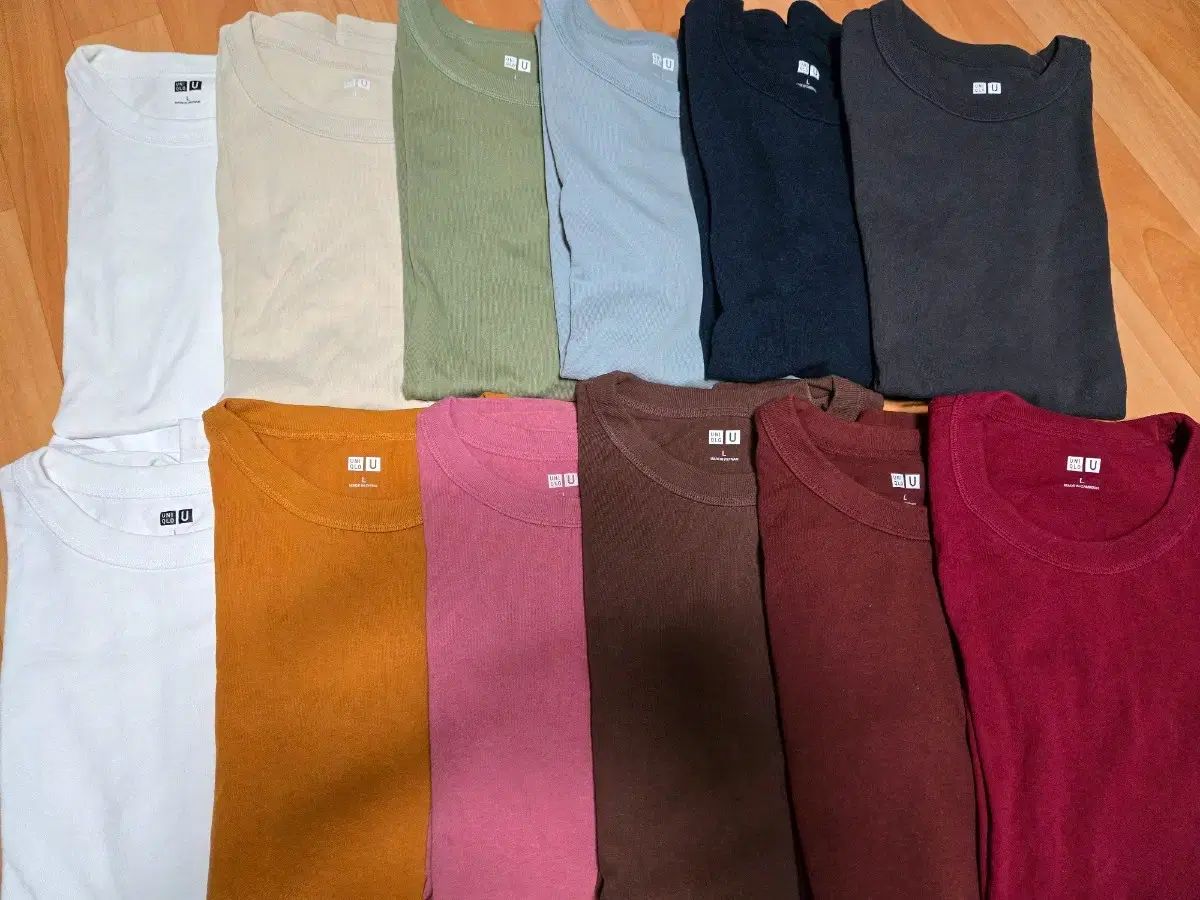 L UNIQLO(ユニクロ) U クルーネック T