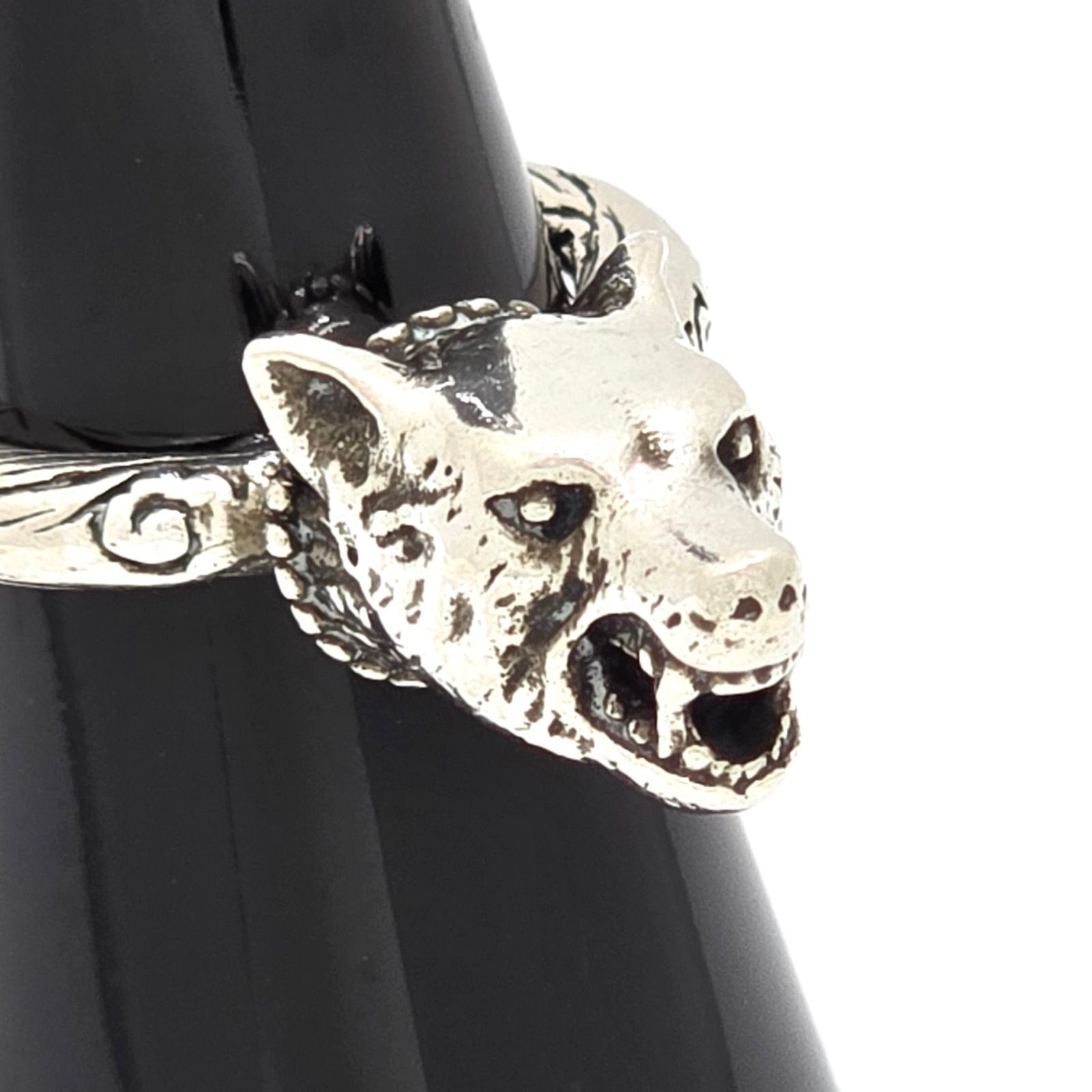 GUCCI グッチ　アンガーフォレスト　ウルフリング　11号 GUCCI グッチ ‎アンガーフォレスト ウルフヘッド リング 11 約11