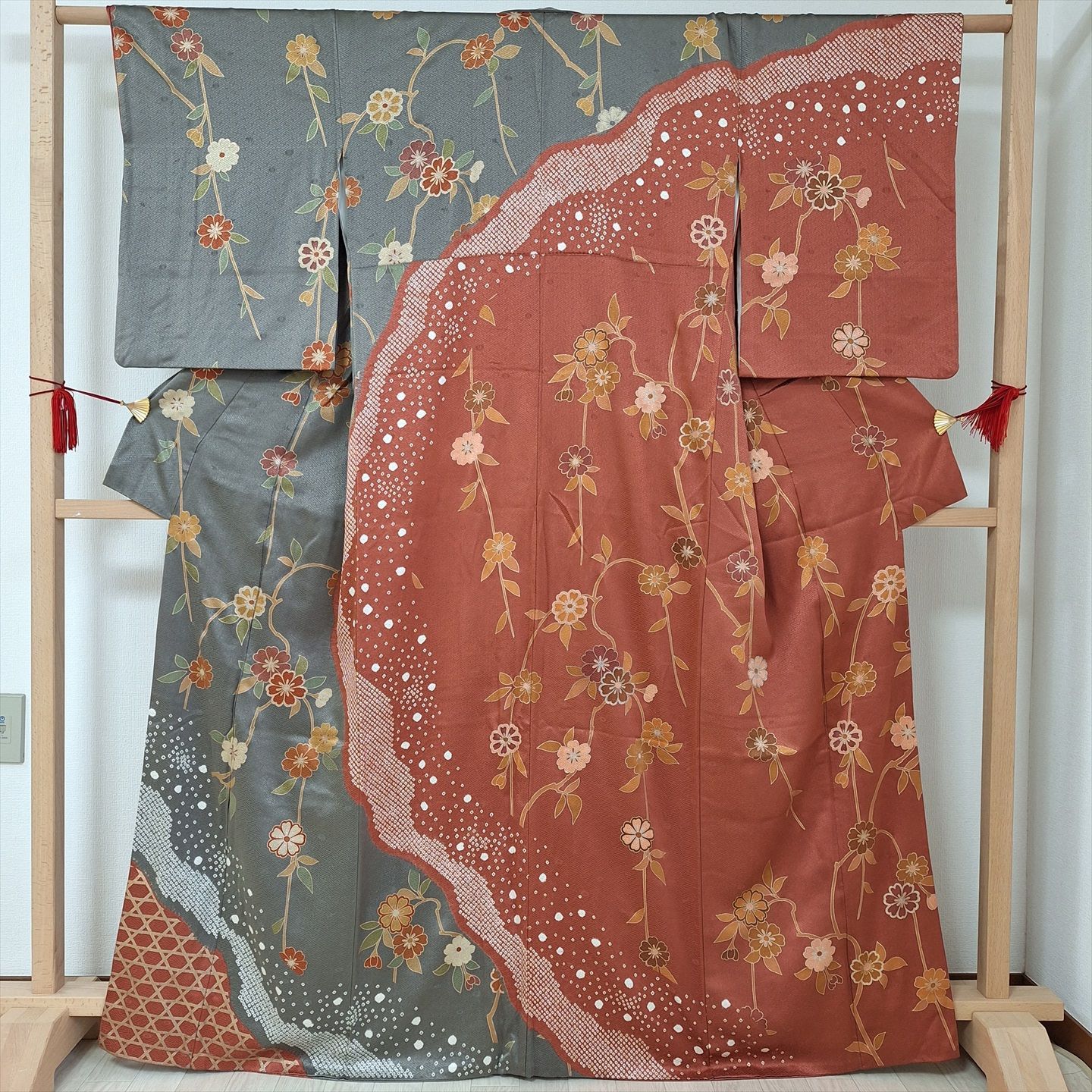 408ag42□七五三 七歳 女児 着物&袋帯&長襦袢 花車 枝垂れ桜□状態良好