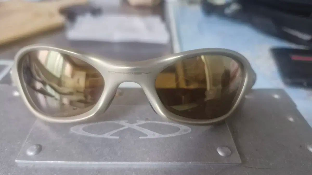 OAKLEY オークリー バルブ