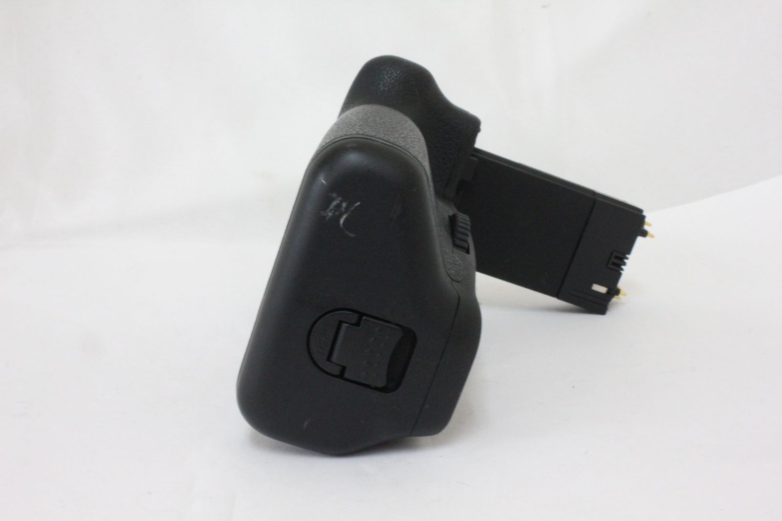 キャノン Canon バッテリーグリップ BG E 13 マガジン BGM A バッテリー M 7564