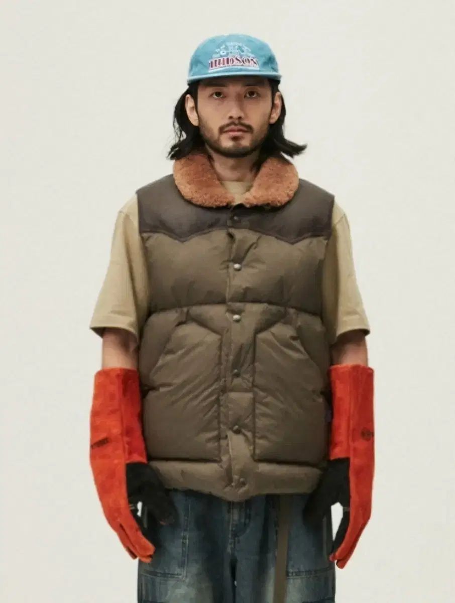 M ROCKWOOL DOWN VEST KHAKI_FP4WDO3U