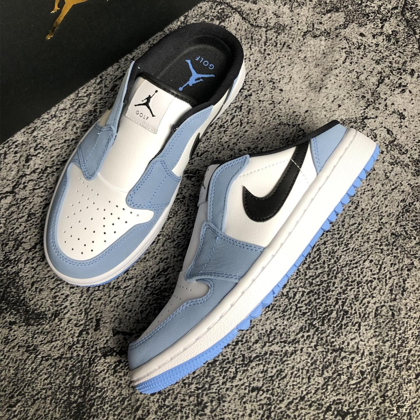 ナイキ 　ジョーダン 1 ミュール ゴルフ ユニバーシティブルー　スニーカー Air Jordan 1 Mule Golf University Blue正規 品
