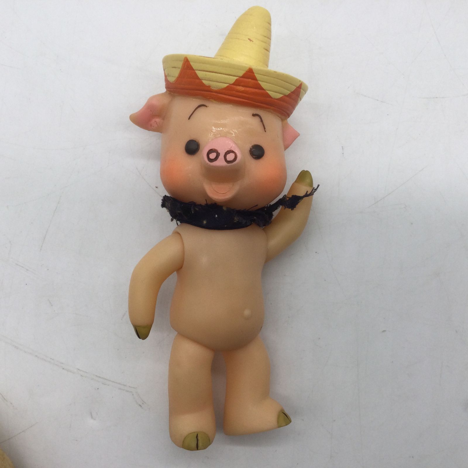 9195 【旧バンダイ】NHK 三匹のこぶた ブーフーウー ソフビ フィギュア