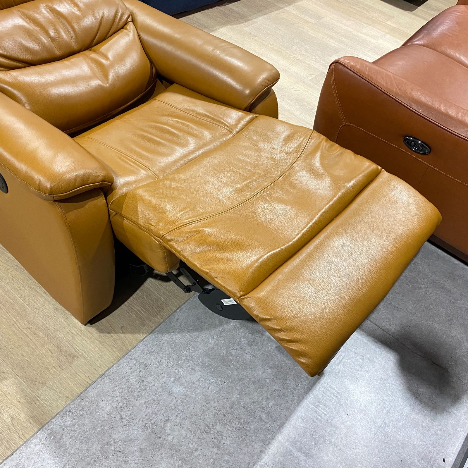専用品】ラウンジチェア カッシーナ Cassina ixc. ブーメラン 専用品】ラウンジチェア カッシーナ Cassina ixc. ブーメラン