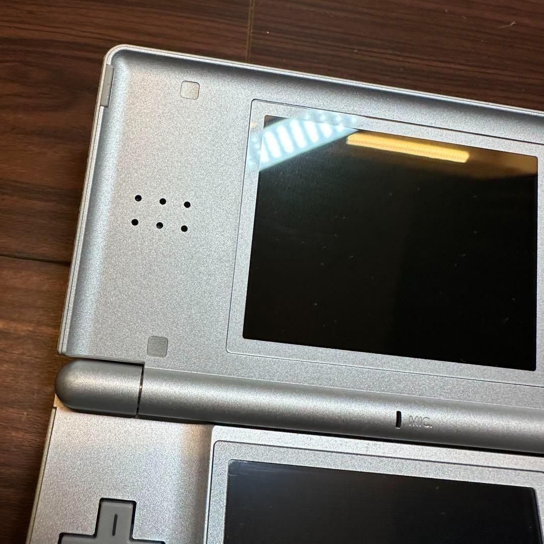 ニンテンドーDS LITE