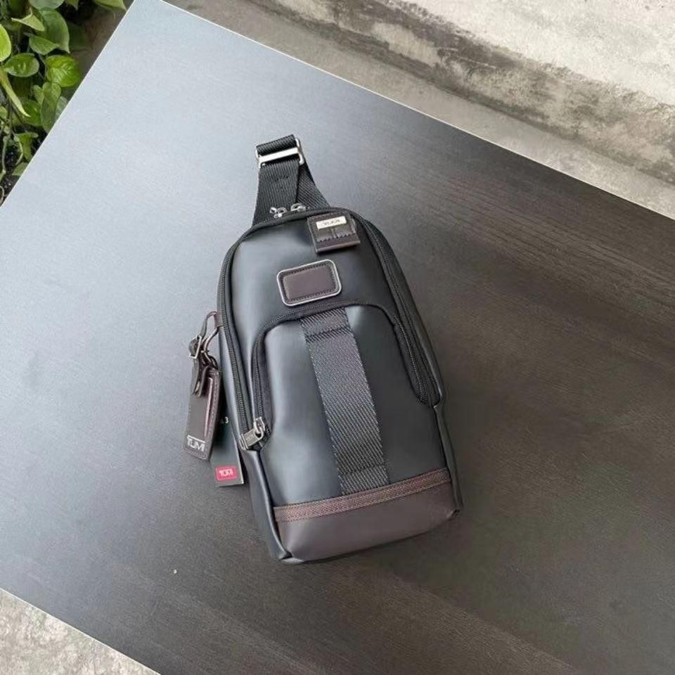 未使用】セールTUMI ボディバッグ ブラック レザー 2223402 - メルカリ 