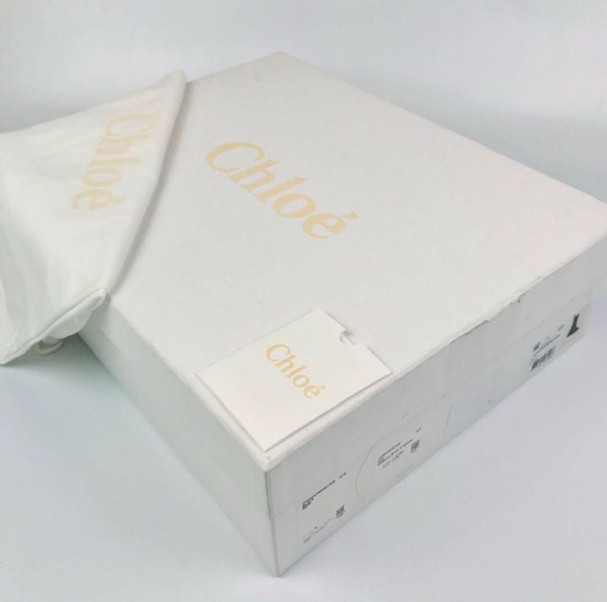 Chloe クロエ
