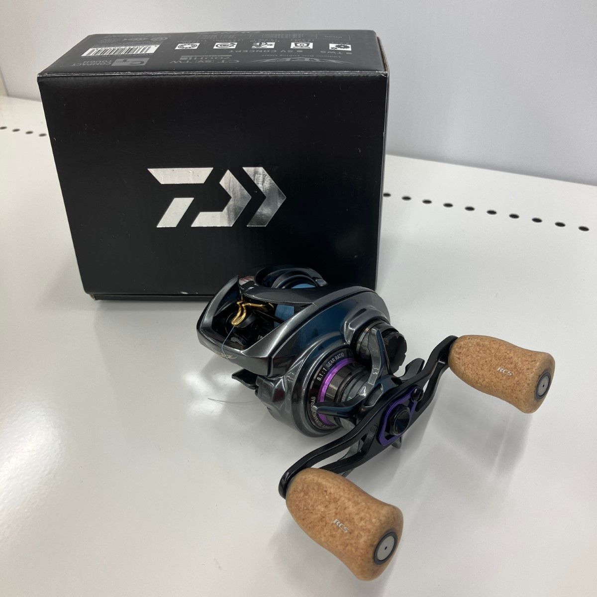 DAIWA  700XHL 箱・取説付、RCSハンドルノブ スティーズCT SV TW