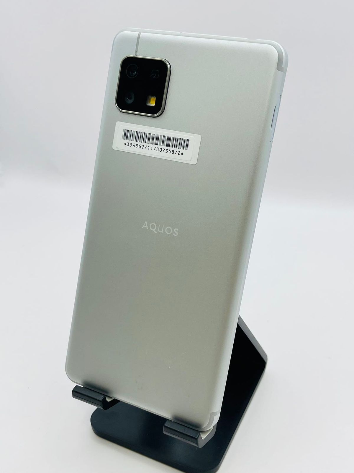 【美品】AQUOS sense 4 basic シルバー 美品中古 AQUOS sense4 basic シルバー 本体 AQUOS sense4 中古一覧