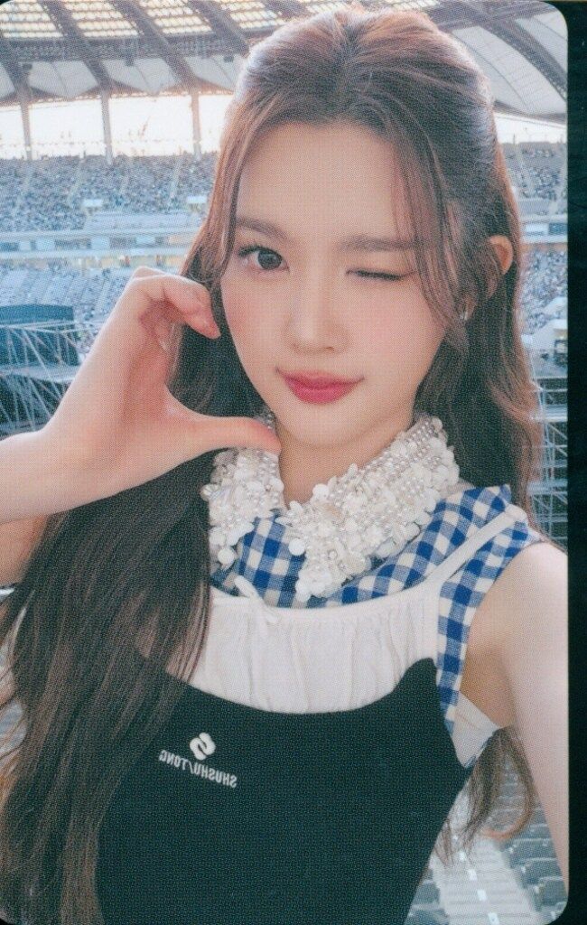 smtown リアルカード Hearts2Hearts シュスエム TOKYO SMTOWN 2025 トレカ SMT Hearts2Hearts イェオン - メルカリ