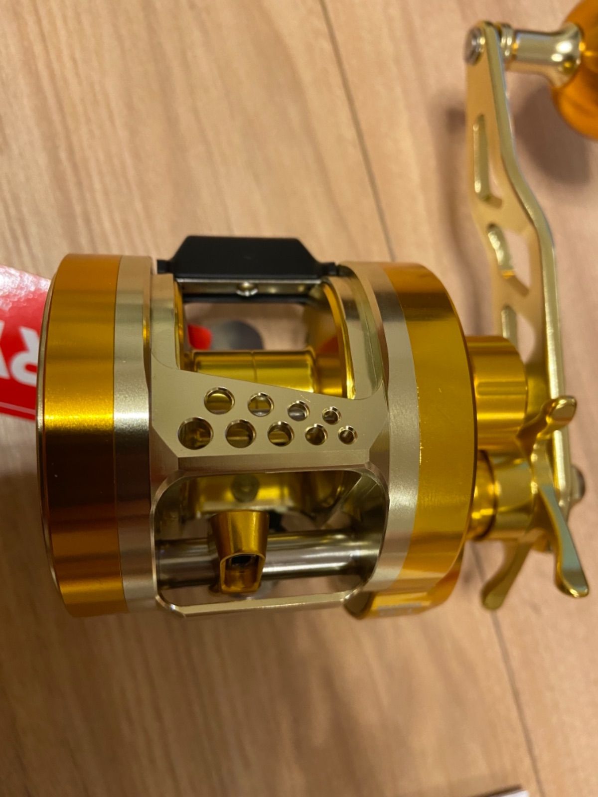 S*o様 最終値下げ　RYOBI VARIUS ゴールド 左巻き Amazon | リョービ(RYOBI) バリウス ジギング用リール GR30 (左