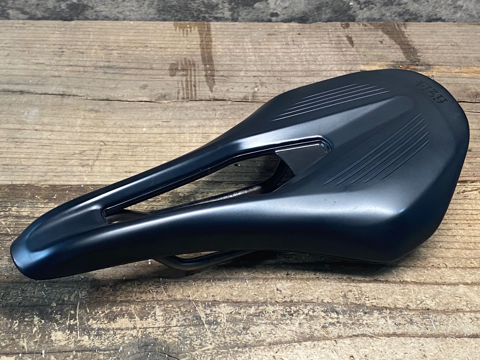 フィジーク fizik vento 140 フィジーク fizik vento 140 【公式通販】