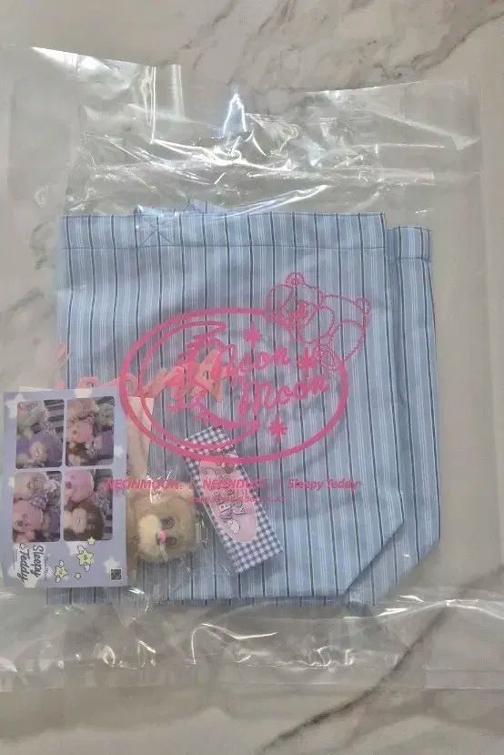 【訳あり】ハグラビ ウェイトブランケット/ライトグレー・M(約9Kg)・ダブル 訳あり】ハグラビ ウェイトブランケット/ライトグレー・M(約9Kg