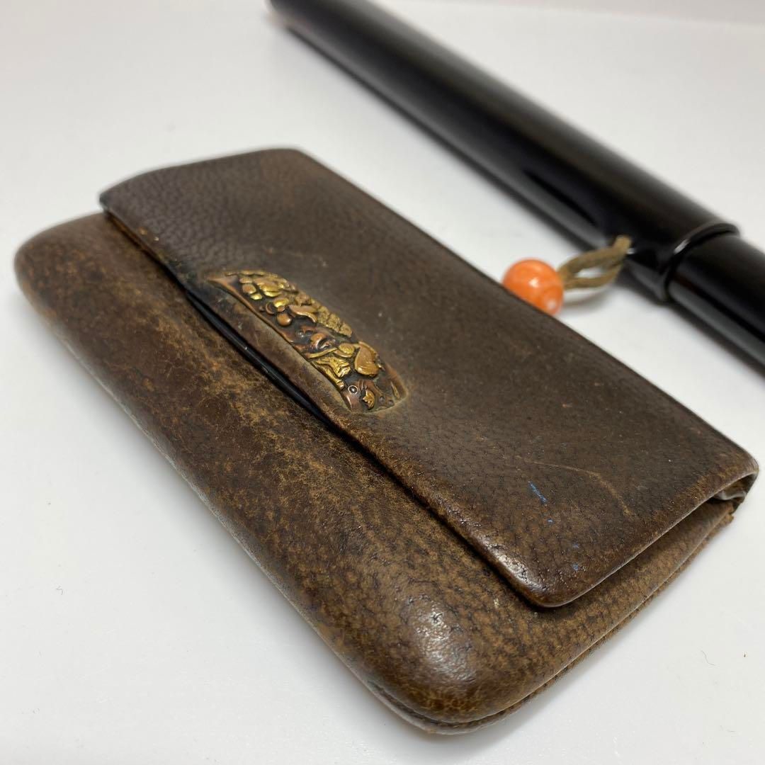 金象嵌金貝 赤珊瑚玉 煙草入 重さ179g 東H5-1013 2Fトコト