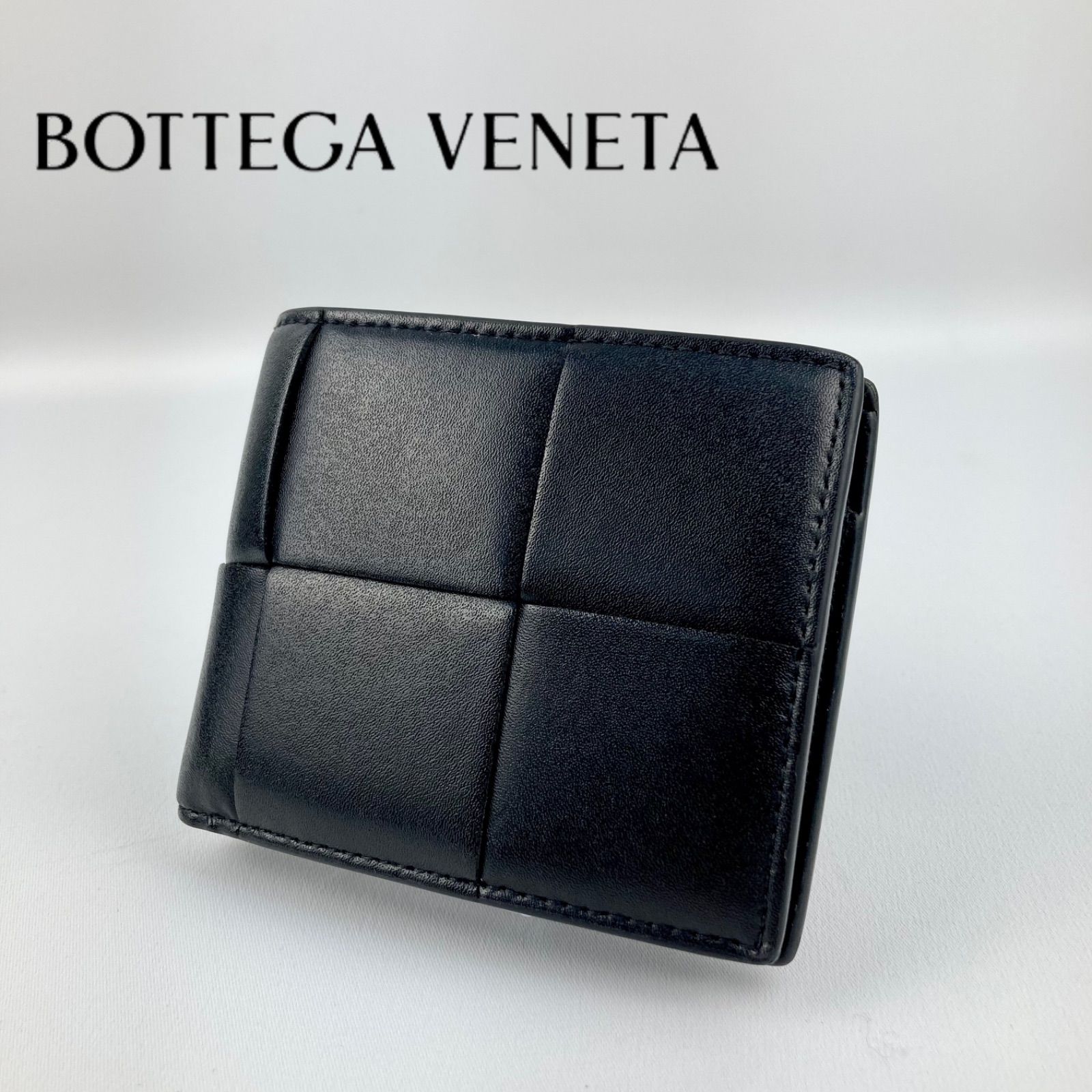 美品 ボッテガヴェネタ 二つ折り財布 コインパース付き カセット グレー CASSETTE（BOTTEGA VENETA） BOTTEGA VENETA ボッテガヴェネタ