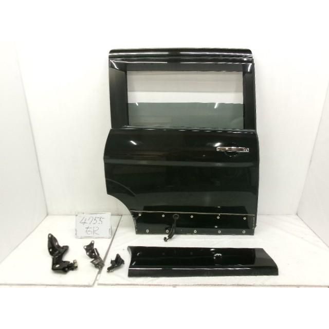 28年 セレナ ハイウェイスター GFC27 右RスライドドアASSY G41 ブラック系 H210M-5TFMB 203447 4755