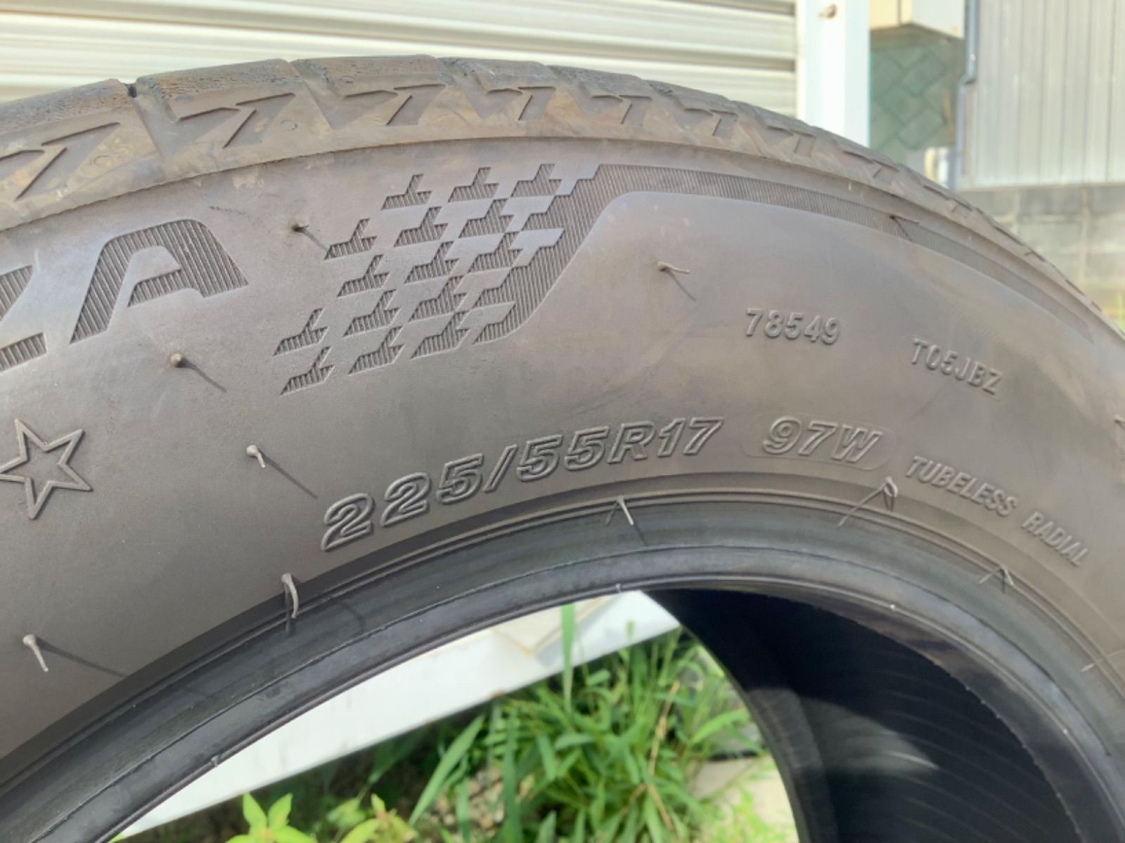 値下げ［送料込み］225/55R17 BRIDGESTONE TURANZA T005