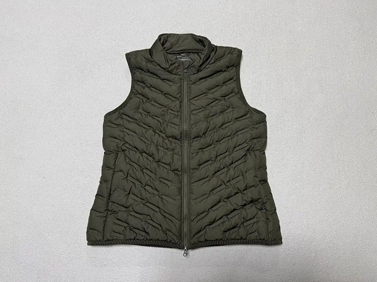 ナイキ エアロロフト グースダウン ベスト レディース 100号 77サイズ