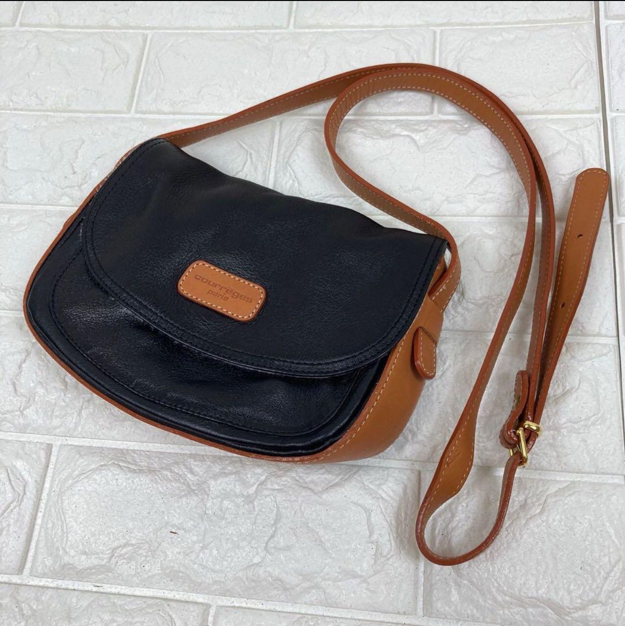 courreges クレージュ ミニショルダーバッグ レザー ブラック ブラウン 