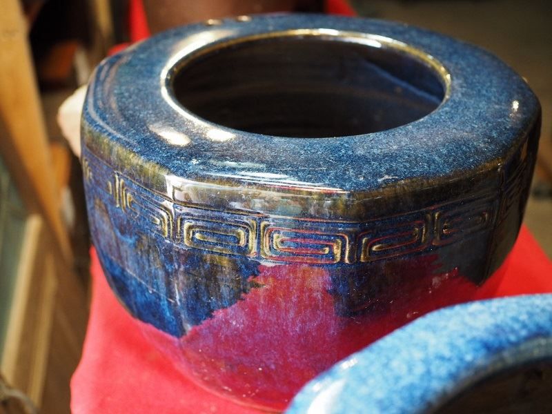 レトロな陶器火鉢 瀬戸火鉢 睡蓮鉢 金魚鉢に 昭和中期 古録展 送料無料 品番K22832