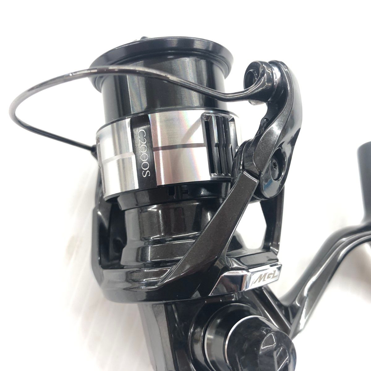 SHIMANO - σσ【中古】SHIMANO シマノ スピニングリール 23ヴァンキッシュ C2000S 美品 程度A 箱付 045232 目立った傷や汚れなし σσ【中古】SHIMANO シマノ スピニングリール 23ヴァンキッシュ