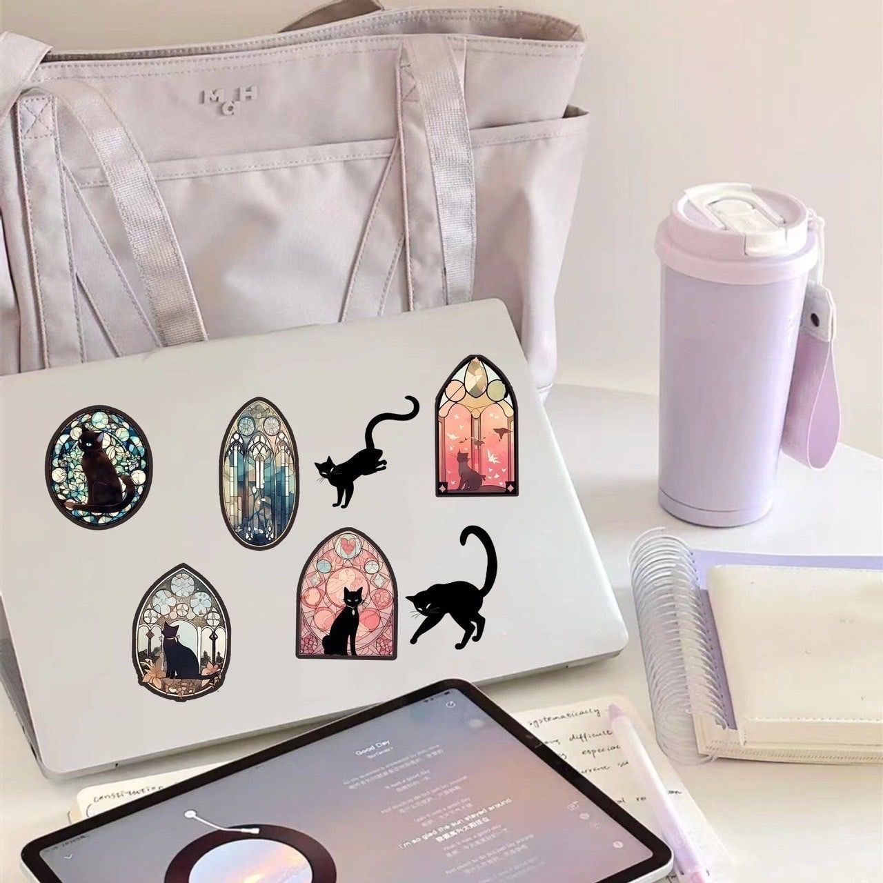 ステンドグラス猫さん 黒猫 シルエット 綺麗 美人猫 おしゃれ 大きめ