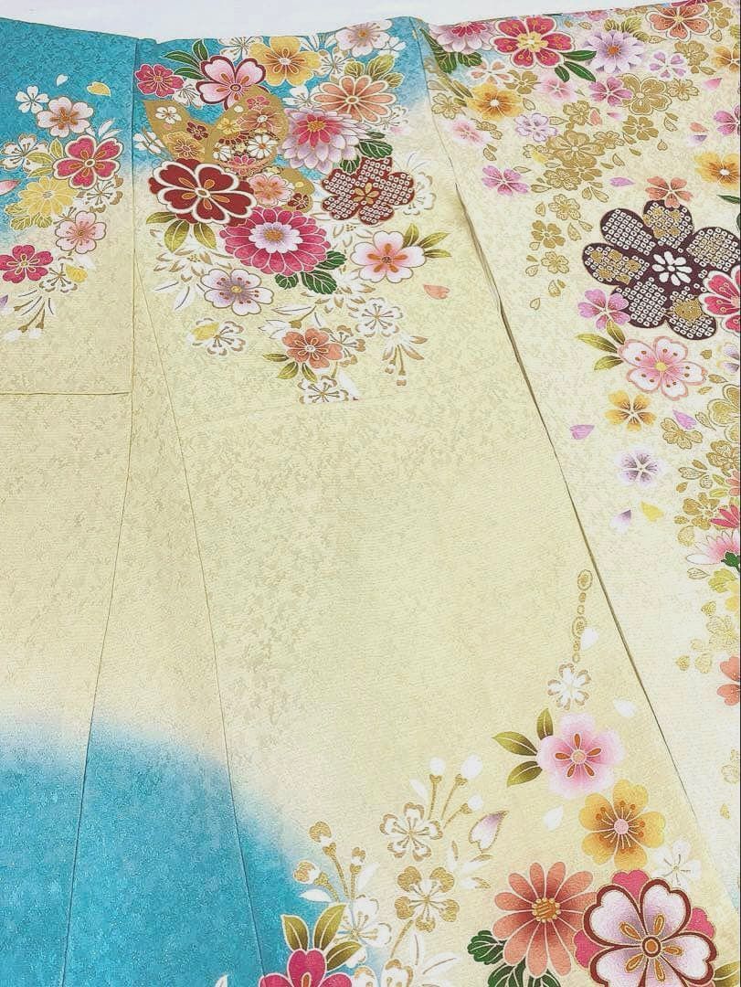振袖 豪華 刺繍 金彩 紋意匠 牡丹 身丈166cm パールトーン加工済 