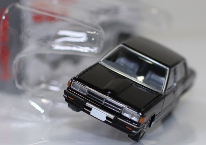LV-N102a bグロリア280E 黒1/64スケールトミカリミテッド LV-N102a 日産 グロリア 280E ブロアム 79年型（黒） | 製品を