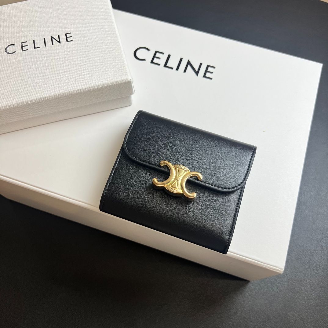 Celine セリーヌ 三つ折り財布トリオンフ 黑**